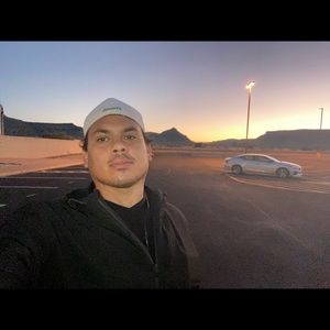 Meet your Posher, Manuel